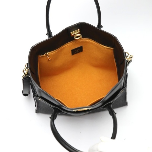 Louis Vuitton On My Side MM Monogram Tuftage Shoulder Bag - Picture 11 of 14